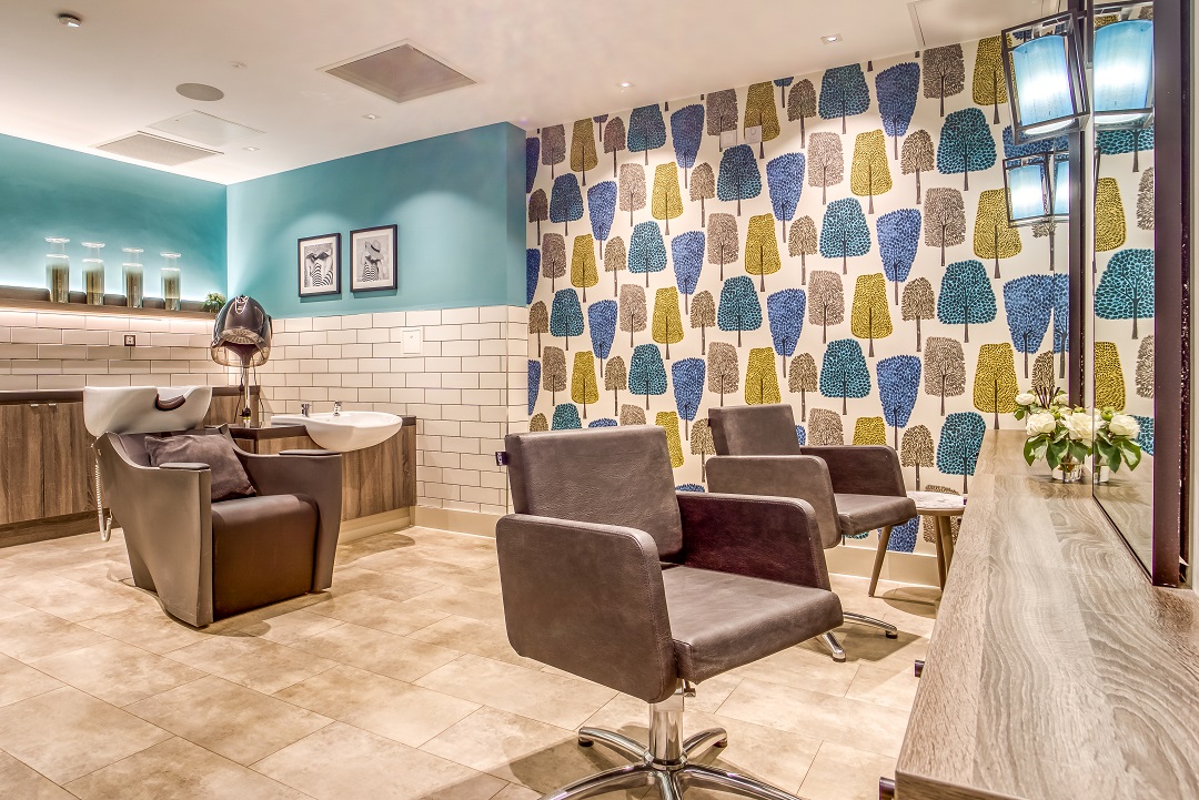 Salon area