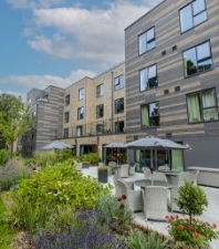 Restaurant terrace at Richmond Villages Cheltenham 