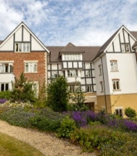 Entrance to Richmond Villages Wood Norton 