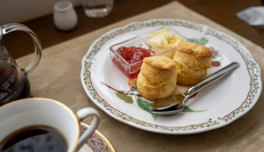 Tea & Scones