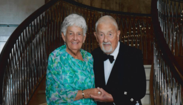 Picture of Bill and Esther Dallas on their 60th wedding anniversary 