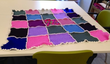 Knitted blanket