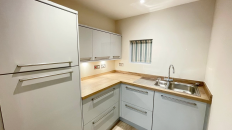 Painswick Apartment Kitchenette