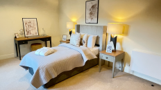 3 Milestones Close Main Bedroom
