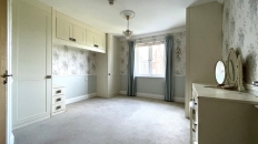 Large bedroom