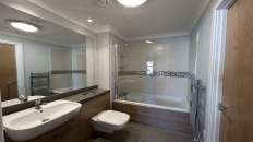 En-suite bathroom