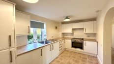 Spacious kitchen